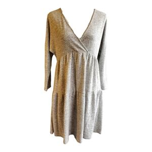 🔴Harper Heritage V-Neck Midi Dress